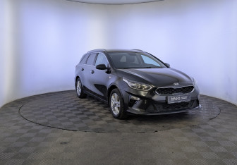 Подержанный автомобиль Kia Ceed Wagon 2020 года (3 фото)
