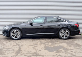 Подержанный автомобиль Audi A6 Sedan 2021 года (8 фото)
