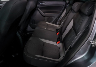 Подержанный автомобиль Skoda Yeti 2014 года (10 фото)