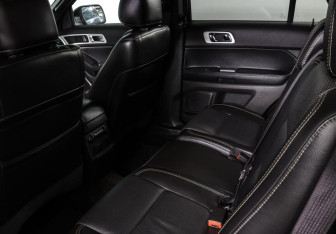 Подержанный автомобиль Ford Explorer 2014 года (27 фото)