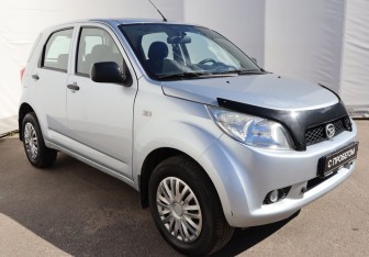 Подержанный автомобиль Daihatsu Terios 2008 года (3 фото)