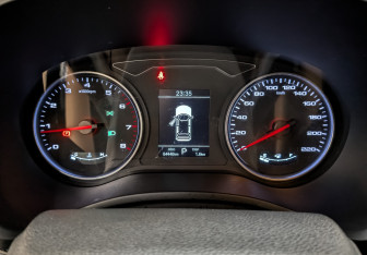 Подержанный автомобиль Москвич 3 2023 года (16 фото)