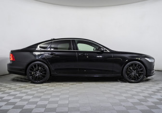 Подержанный автомобиль Volvo S90 2019 года (4 фото)