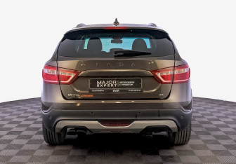 Подержанный автомобиль LADA (ВАЗ) Vesta Wagon 2019 года (6 фото)