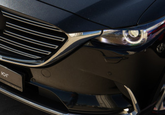 Подержанный автомобиль Mazda CX-9 2018 года (23 фото)