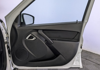 Подержанный автомобиль LADA (ВАЗ) Granta Sedan 2022 года (25 фото)
