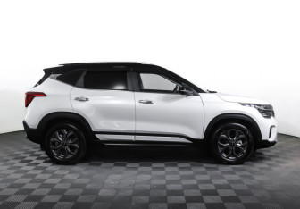 Подержанный автомобиль Kia Seltos 2024 года (4 фото)