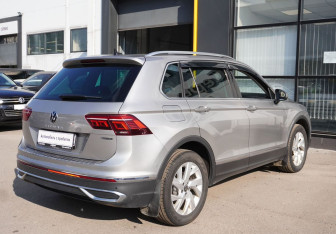 Подержанный автомобиль Volkswagen Tiguan 2021 года (5 фото)