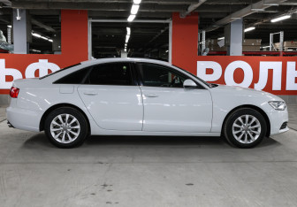 Подержанный автомобиль Audi A6 Sedan 2013 года (4 фото)