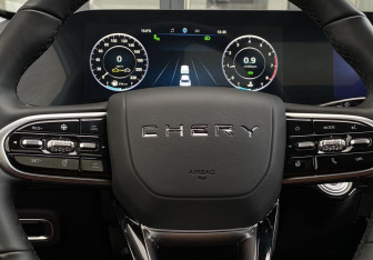 Подержанный автомобиль Omoda C5 2022 года (16 фото)