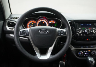 Подержанный автомобиль LADA (ВАЗ) Vesta Wagon 2020 года (14 фото)