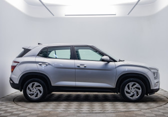 Подержанный автомобиль Hyundai Creta 2021 года (6 фото)