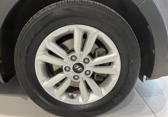 Подержанный автомобиль Hyundai Creta 2019 года (10 фото)