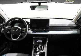 Подержанный автомобиль Geely Emgrand 2023 года (11 фото)