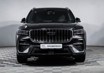 Подержанный автомобиль Geely Monjaro 2025 года (2 фото)