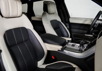 Подержанный автомобиль Land Rover Range Rover Sport 2020 года (13 фото)
