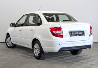 Подержанный автомобиль LADA (ВАЗ) Granta Sedan 2023 года (7 фото)