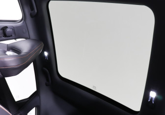 Подержанный автомобиль Changan UNI-V 2023 года (16 фото)