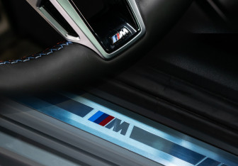 Подержанный автомобиль BMW X2 2024 года (25 фото)