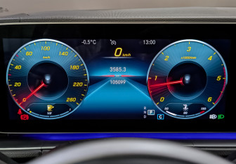 Подержанный автомобиль Mercedes-Benz GLE 2021 года (16 фото)