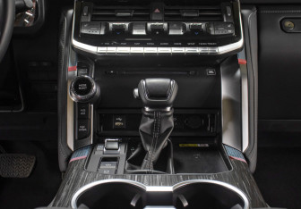 Новый Toyota Land Cruiser Suv 2022 (15 фото)