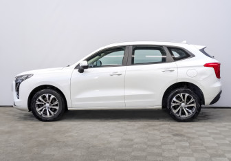 Подержанный автомобиль Haval Jolion 2022 года (8 фото)