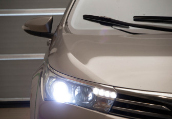 Подержанный автомобиль Toyota Corolla Sedan 2014 года (34 фото)