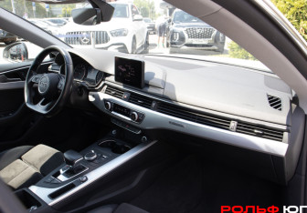 Подержанный автомобиль Audi A5 Liftback 2018 года (7 фото)
