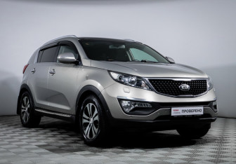 Подержанный автомобиль Kia Sportage 2015 года (3 фото)