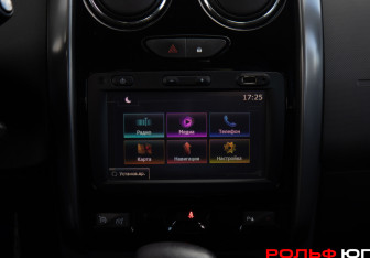 Подержанный автомобиль Renault Duster 2017 года (12 фото)
