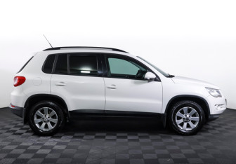 Подержанный автомобиль Volkswagen Tiguan 2008 года (4 фото)