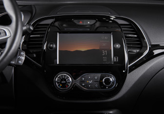 Подержанный автомобиль Renault Kaptur 2020 года (19 фото)