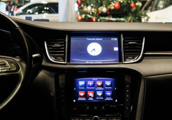 Подержанный автомобиль Infiniti QX50 2019 года (22 фото)