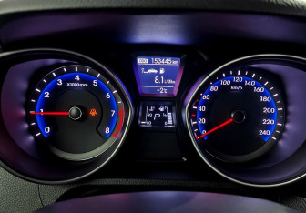 Подержанный автомобиль Hyundai i30 Hatchback 2014 года (12 фото)