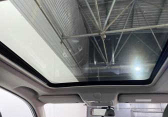 Подержанный автомобиль Nissan X-Trail 2013 года (17 фото)