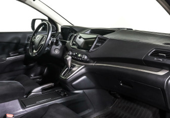 Подержанный автомобиль Honda CR-V 2014 года (8 фото)