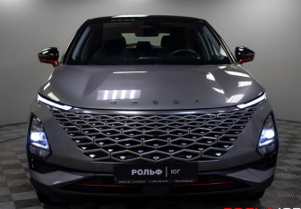 Подержанный автомобиль Omoda C5 2023 года (28 фото)