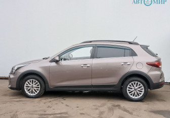 Подержанный автомобиль Kia Rio Hatchback 2021 года (8 фото)