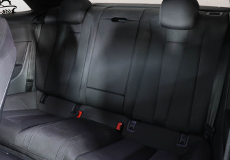 Подержанный автомобиль Audi A5 Coupe 2018 года (12 фото)