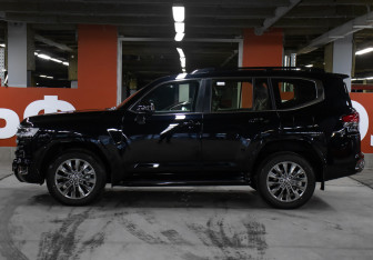Новый Toyota Land Cruiser Suv 2022 (8 фото)