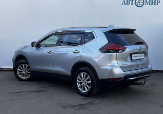 Подержанный автомобиль Nissan X-Trail 2020 года (7 фото)