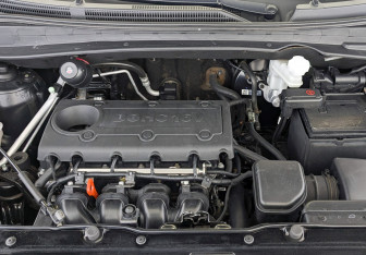 Подержанный автомобиль Hyundai ix35 2012 года (9 фото)