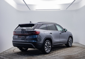 Подержанный автомобиль Skoda Kodiaq 2025 года (5 фото)