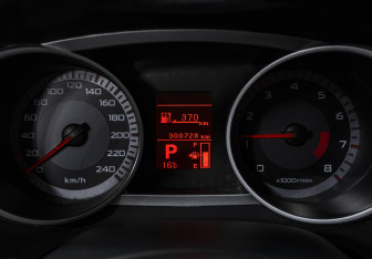 Подержанный автомобиль Mitsubishi Outlander 2008 года (9 фото)