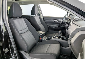 Подержанный автомобиль Nissan X-Trail 2020 года (23 фото)