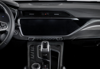 Подержанный автомобиль Geely Atlas Pro 2023 года (13 фото)