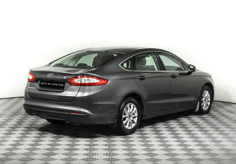Подержанный автомобиль Ford Mondeo Sedan 2016 года (5 фото)