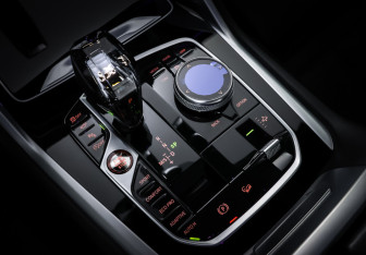 Подержанный автомобиль BMW X6 2021 года (21 фото)