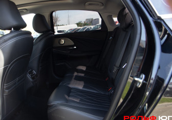 Подержанный автомобиль Chery Arrizo 8 2023 года (7 фото)