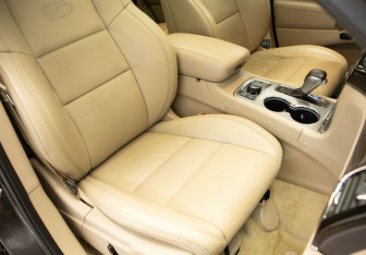Подержанный автомобиль Jeep Grand Cherokee 2019 года (30 фото)